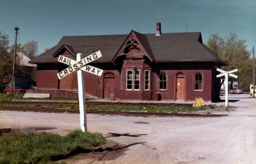 Lakefield CN Station